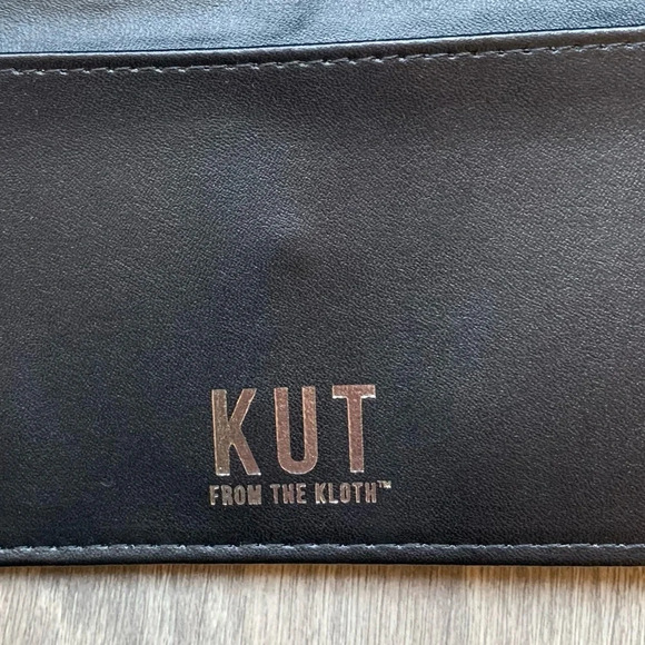 Kut From The Kloth Slim Striped Wallet Black White - Picture 12 of 15